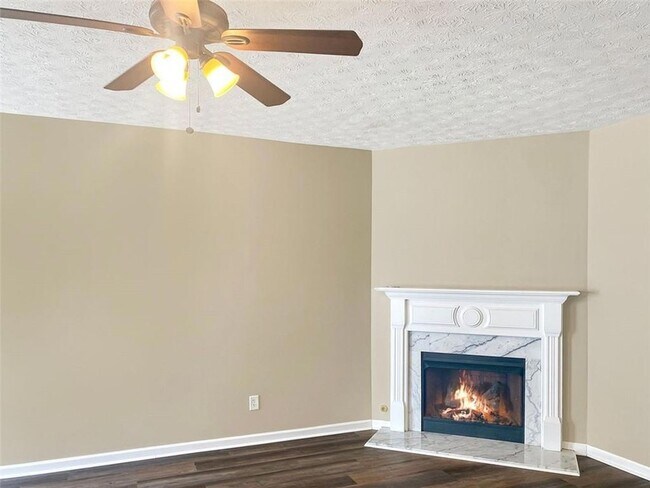 Foto del edificio - 3033 Kentmere Dr