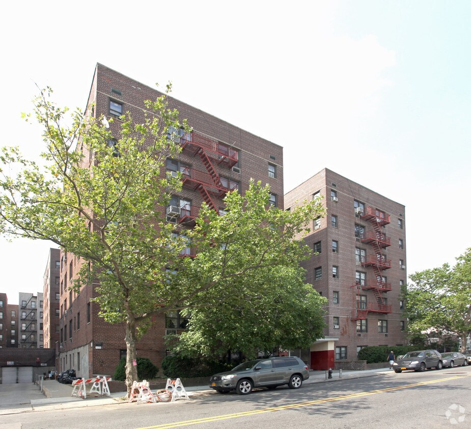 Foto principal - 250 Clarkson Ave