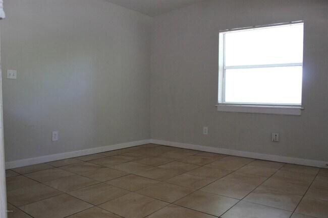 Foto del edificio - 6317 Delacy Rd