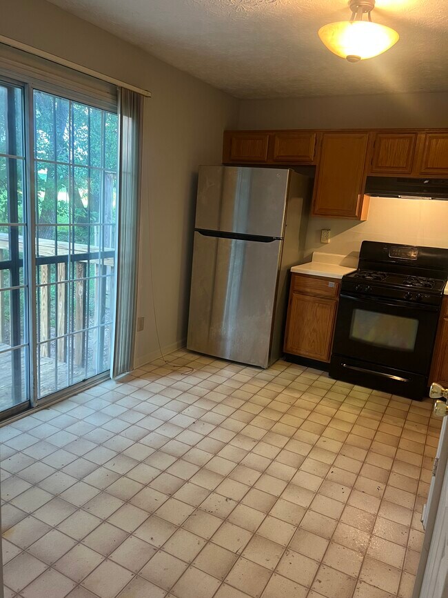 Building Photo - 6424 Charter Way