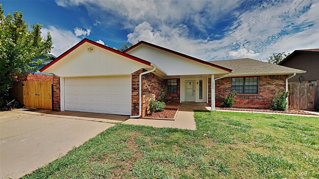 Building Photo - 10020 S Ross Ave