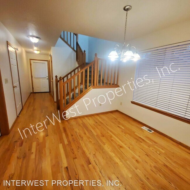Foto del edificio - 3 br, 2.5 bath House - 3828 SE TIBBETTS ST