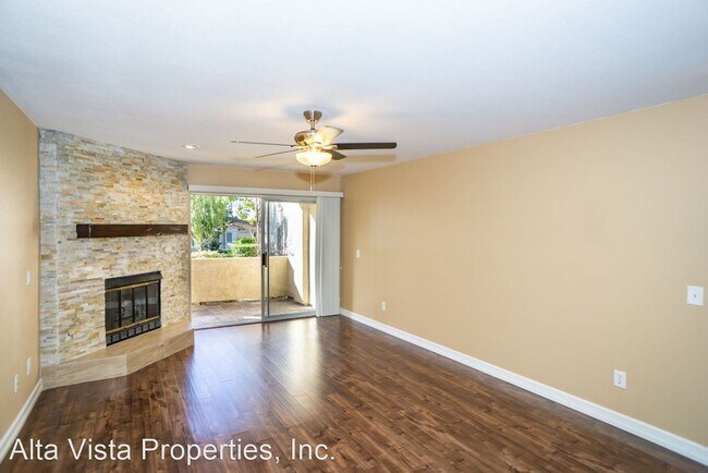 Building Photo - 2 br, 2 bath House - 4867 Bella Pacific Ro...