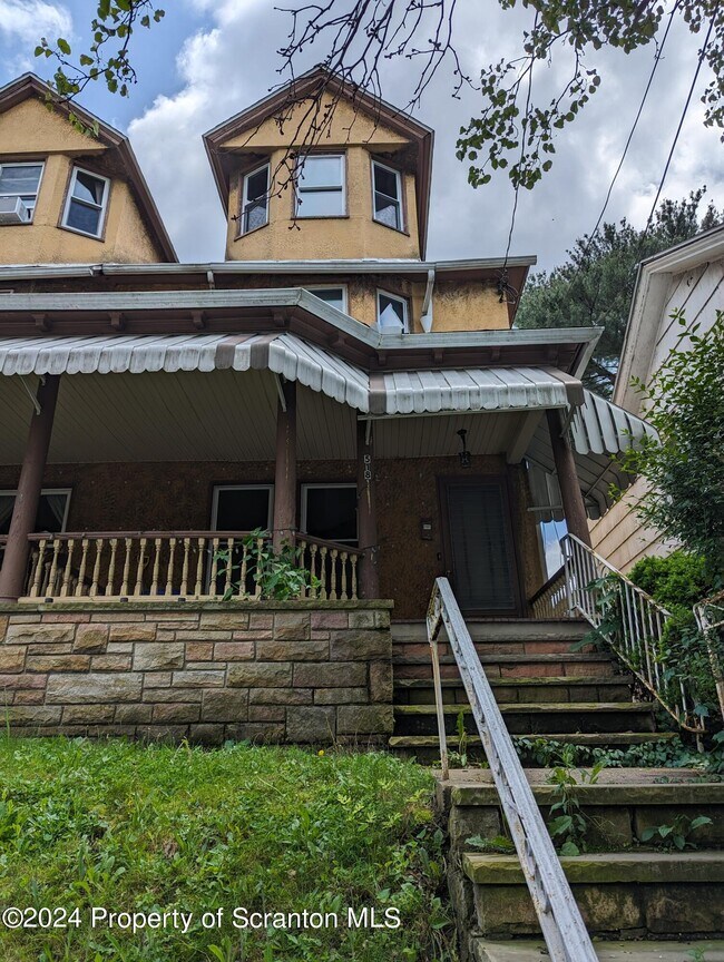 Building Photo - 518 Prescott Ave