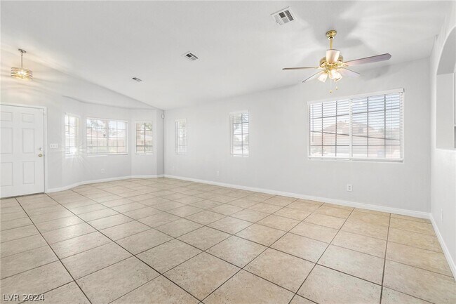 Building Photo - 3731 Shadow Tree St