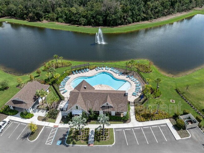 Foto del edificio - 12488 Oak Hill Way