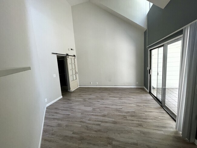 Foto del edificio - 2601 Willowbrook Ln