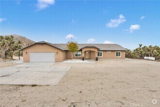 Building Photo - 2128 Pheasant Rd