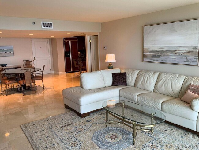 Foto del edificio - 4201 N Ocean Blvd