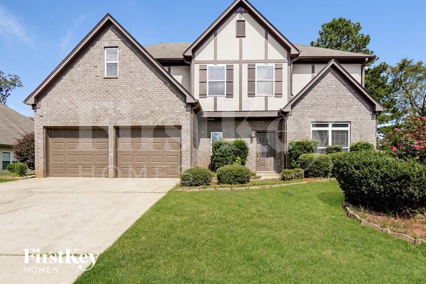 Foto principal - 6837 Tyler Chase Dr