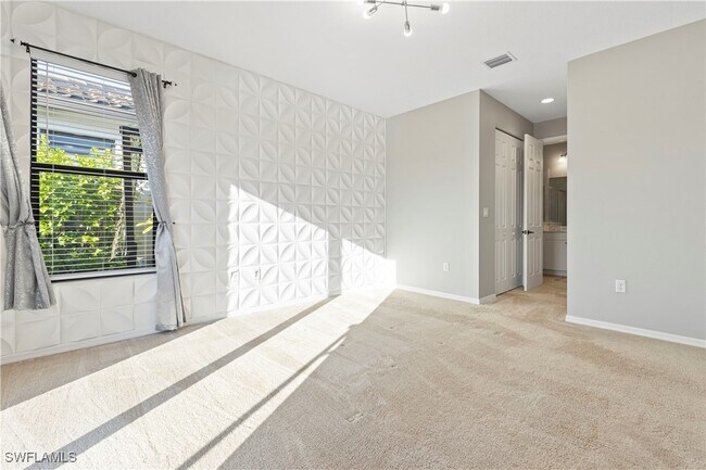 Foto del edificio - 8976 Madrid Cir