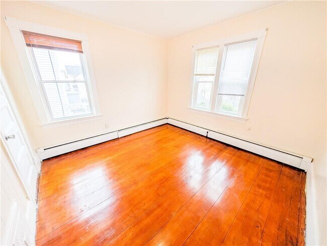 Foto del edificio - 53 Bancroft St