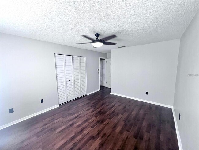 Foto del edificio - 7828 Hardwick Dr