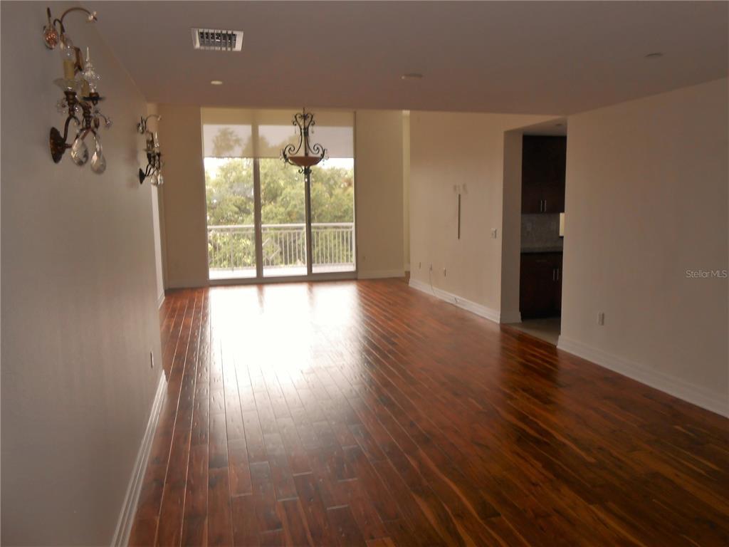 331 Cleveland St Unit 104, Clearwater, FL 33755 Condo for Rent in