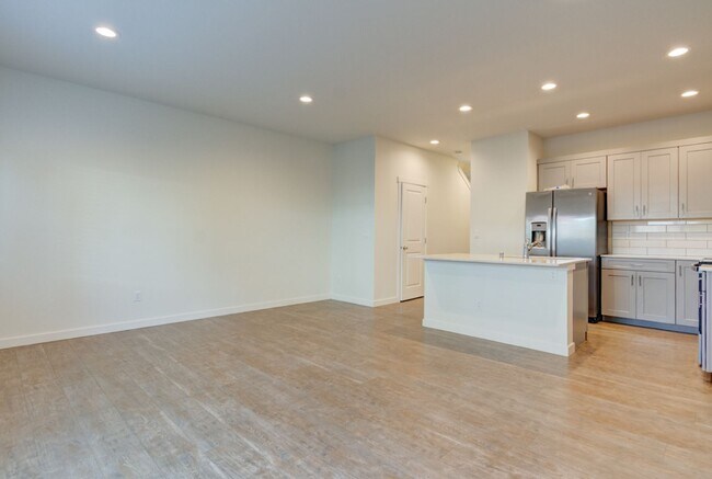 Foto del edificio - 3 Bedroom/2 Bath townhouse in Kettlecove community