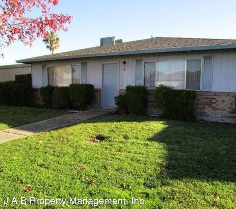 Primary Photo - 8016 Arguello Dr