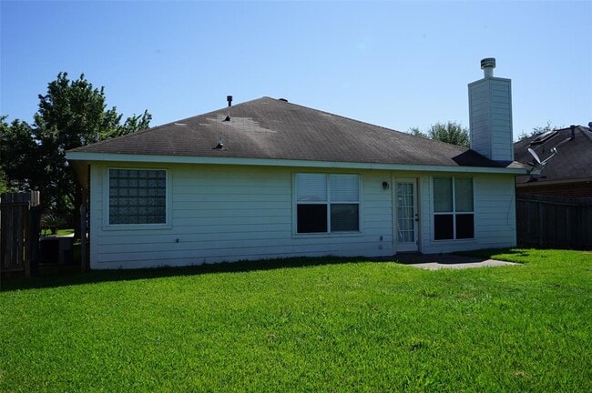 Building Photo - 21035 Stoney Haven Dr