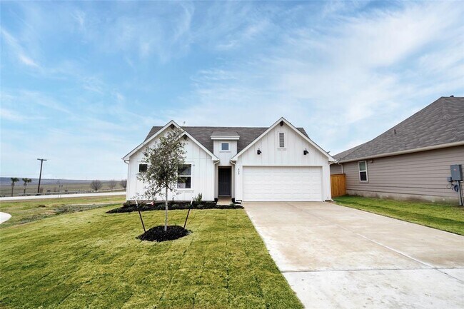 Building Photo - 420 Merriman Rd