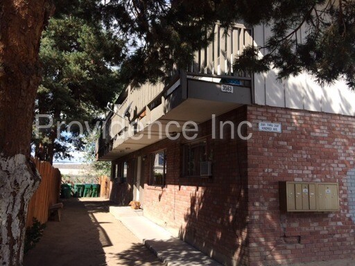Foto del edificio - 3583 Kindred Ave