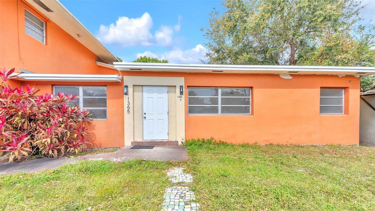 Primary Photo - 1365 NW 55th Terrace