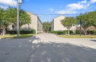 Building Photo - 2922 Crawford St