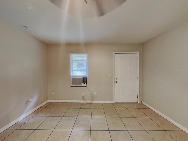 Building Photo - 430 S Parsons Ave