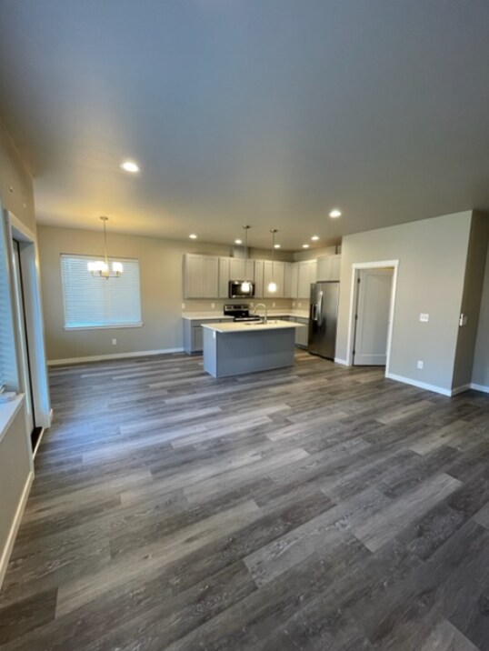 Building Photo - 6214 Fernridge Ct