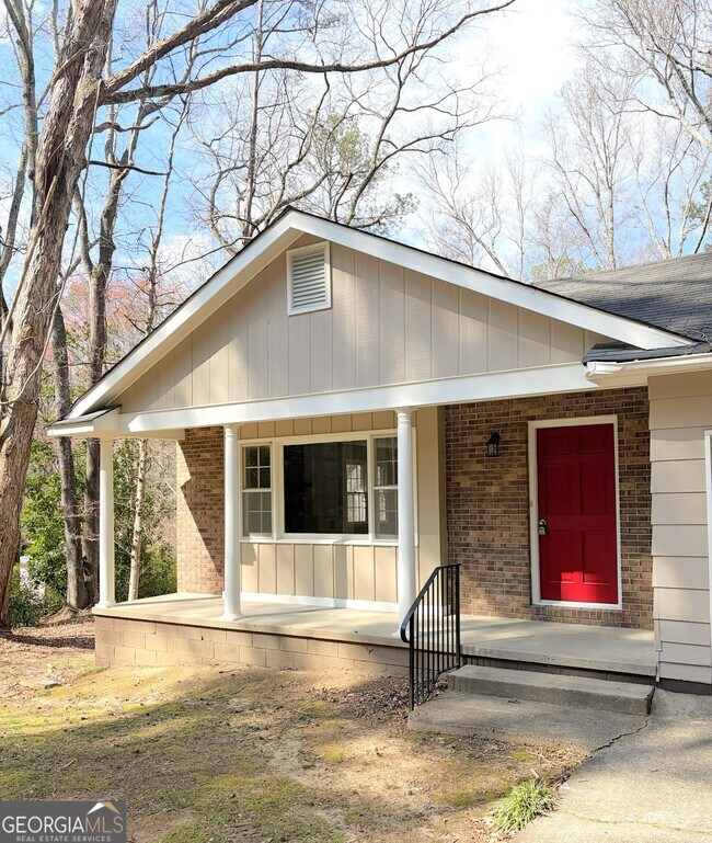 Foto del edificio - 110 Walker Woods Dr