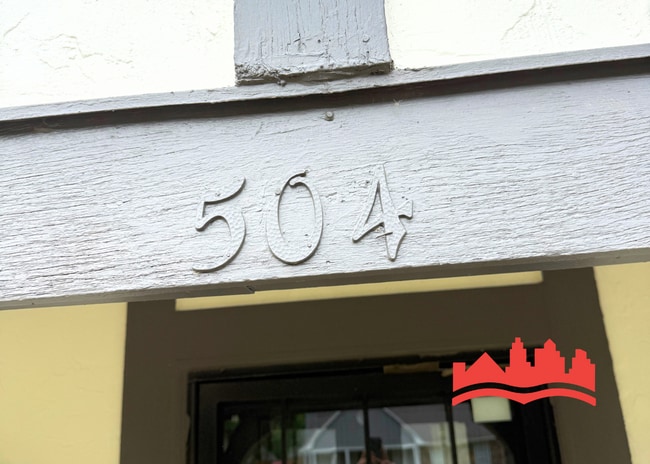 Building Photo - 504 Elmfield Cove