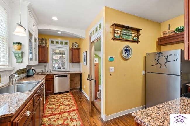 Photo - 132N33RD Apartment