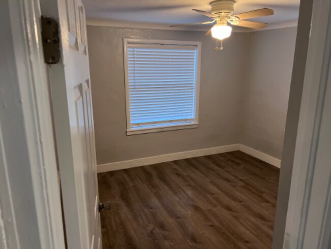 Foto del edificio - 120 4th St N