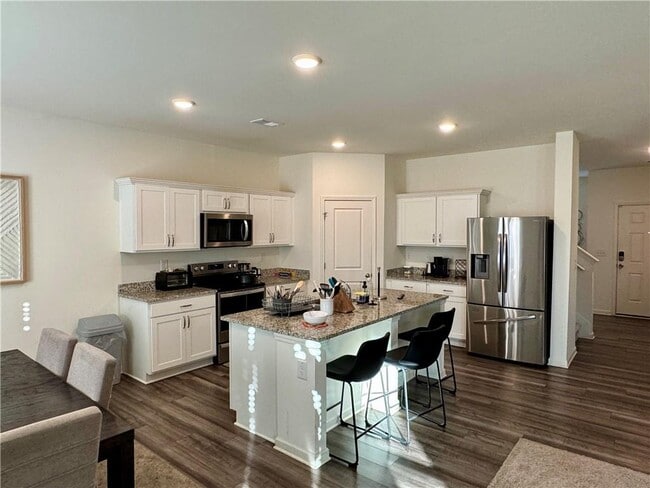 Building Photo - 154 Andria Wy NW