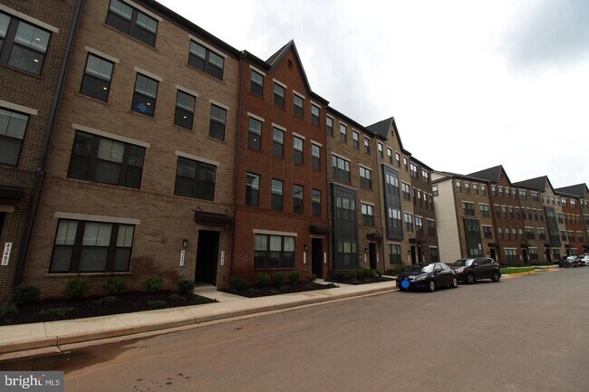 Building Photo - 43477 Stonewood Crossing Ter