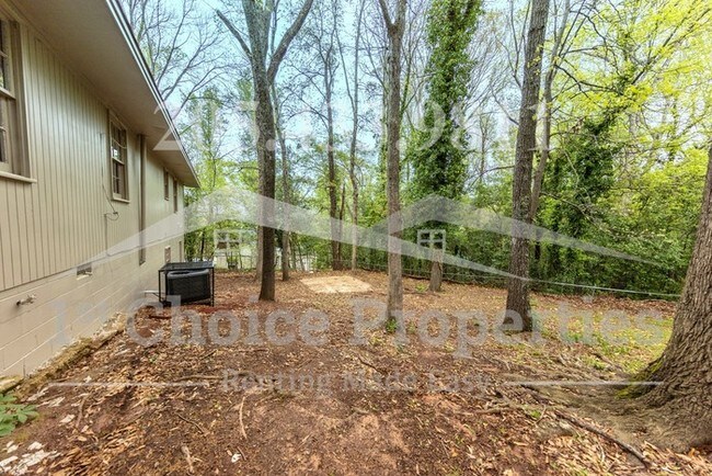 Building Photo - 4801 Longview Rd