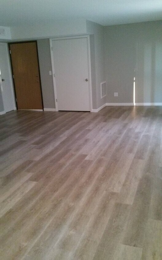 902 21st Avenue Pl Unit 902, Coralville, IA 52241 Condo for Rent in