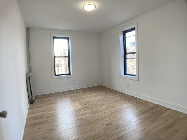 Building Photo - 281 Wadsworth Ave