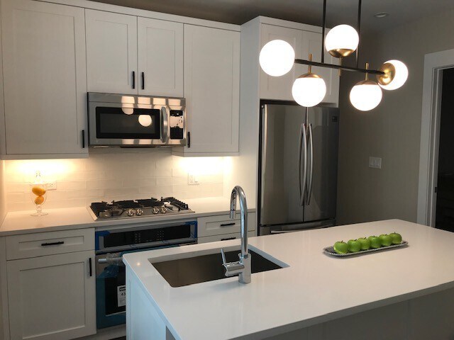 Foto principal - 3701 N Oakley Ave