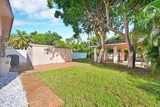 Foto del edificio - 238 SW 7th St