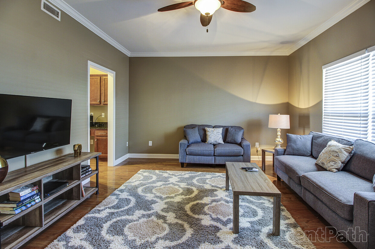 Living Room - Lincoya Bay Townhomes