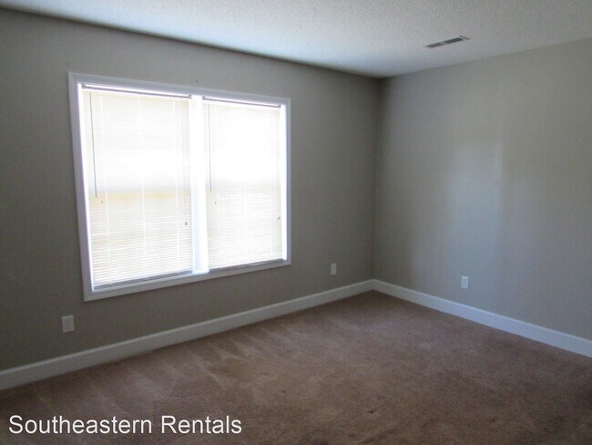 Building Photo - 2 br, 2 bath House - 840 Sliding Rock