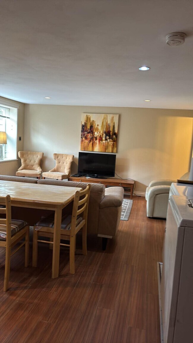 Photo du bâtiment - 67 Boyd St