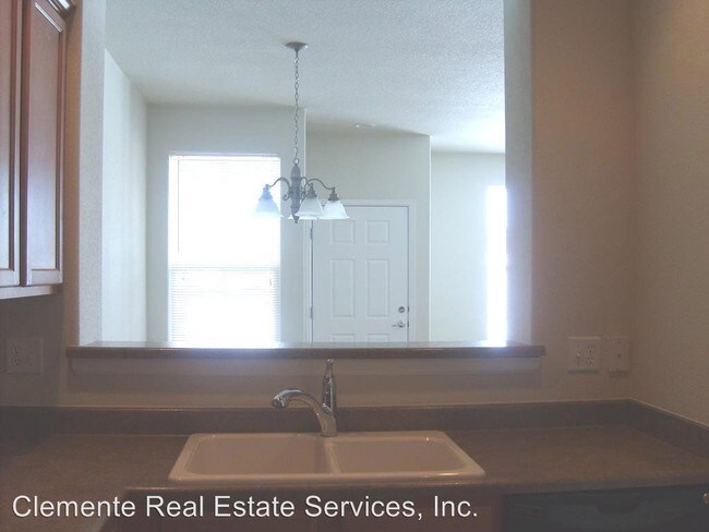 Building Photo - 17067 Blue Mist Grv