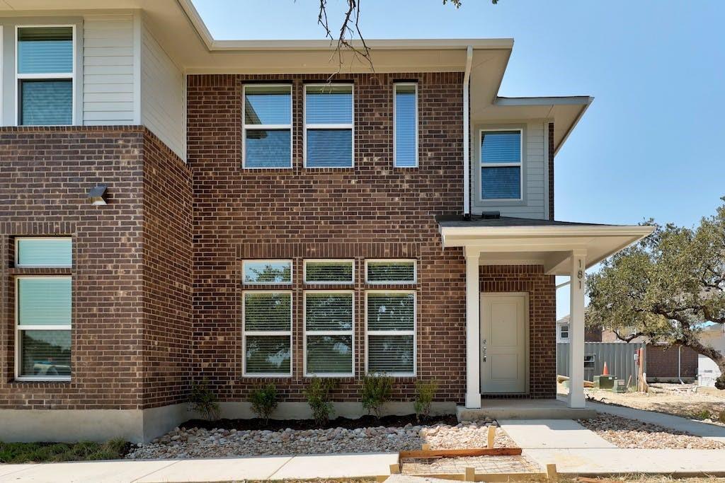 605 W South St Unit 181, Leander, TX 78641 Condo for Rent in Leander