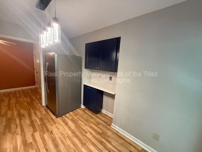 Foto del edificio - 2937 Oaktop Cir