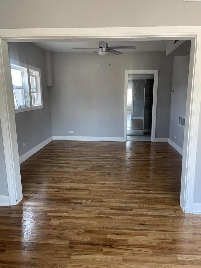 Dining room - 309 Madison St