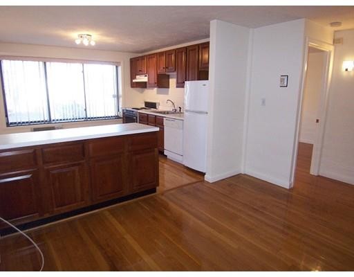 Foto del edificio - 128 Pleasant St