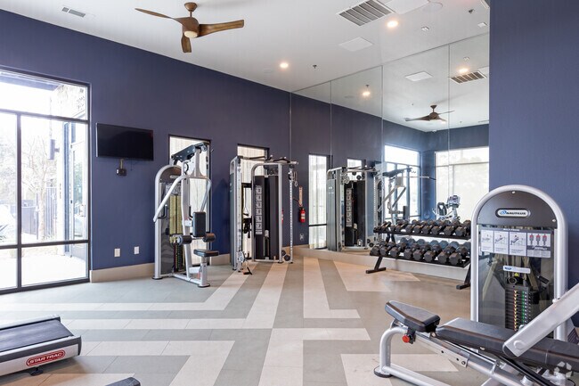 Gimnasio - Laurel Glen