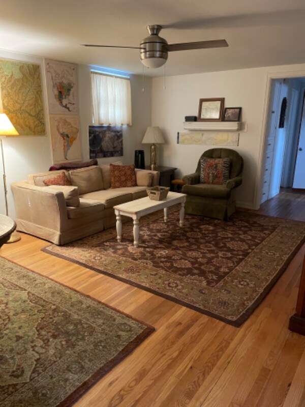 Foto del edificio - 2221 Seymour Ave