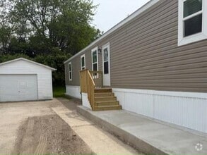 Building Photo - 9 Bel-Aire Dr