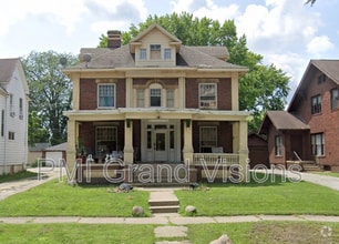 Building Photo - 623 W William St